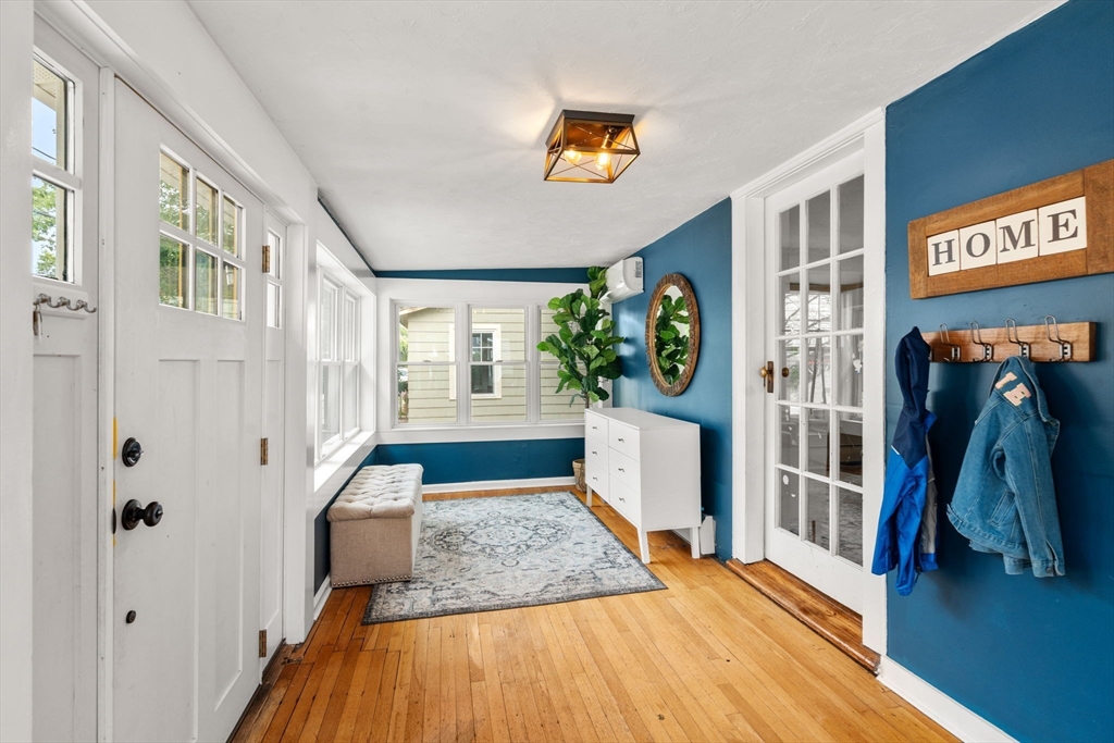 22 Bradford Road Milton, MA 02186 - Photo 3 of 23