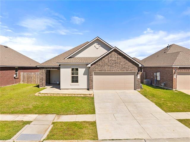 5233 Summer Pecan Road Slidell, LA 70461 - Photo 1 of 18