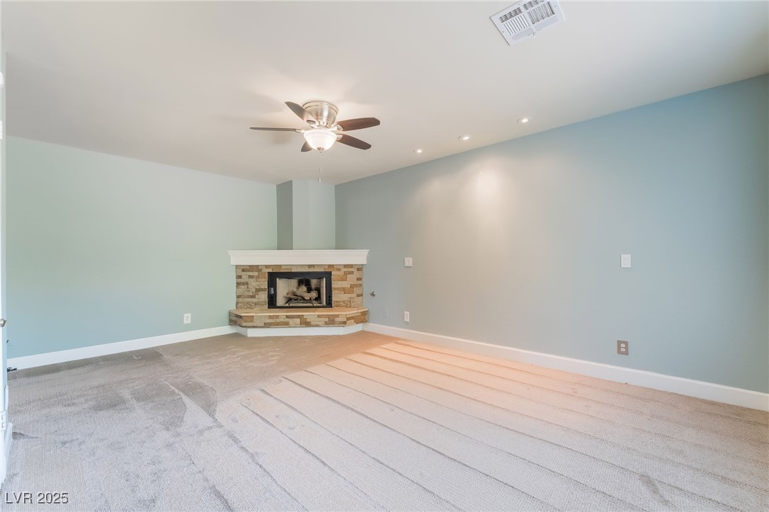 1427 Pathfinder Road Henderson, NV 89014 - Photo 21 of 36 Plenty of room for a king size bed