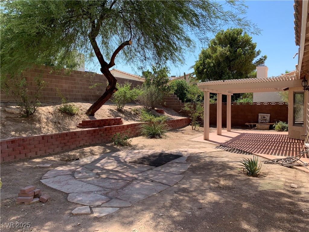 1427 Pathfinder Road Henderson, NV 89014 - Photo 34 of 36 Lot of shade from the Mesquite Tree
