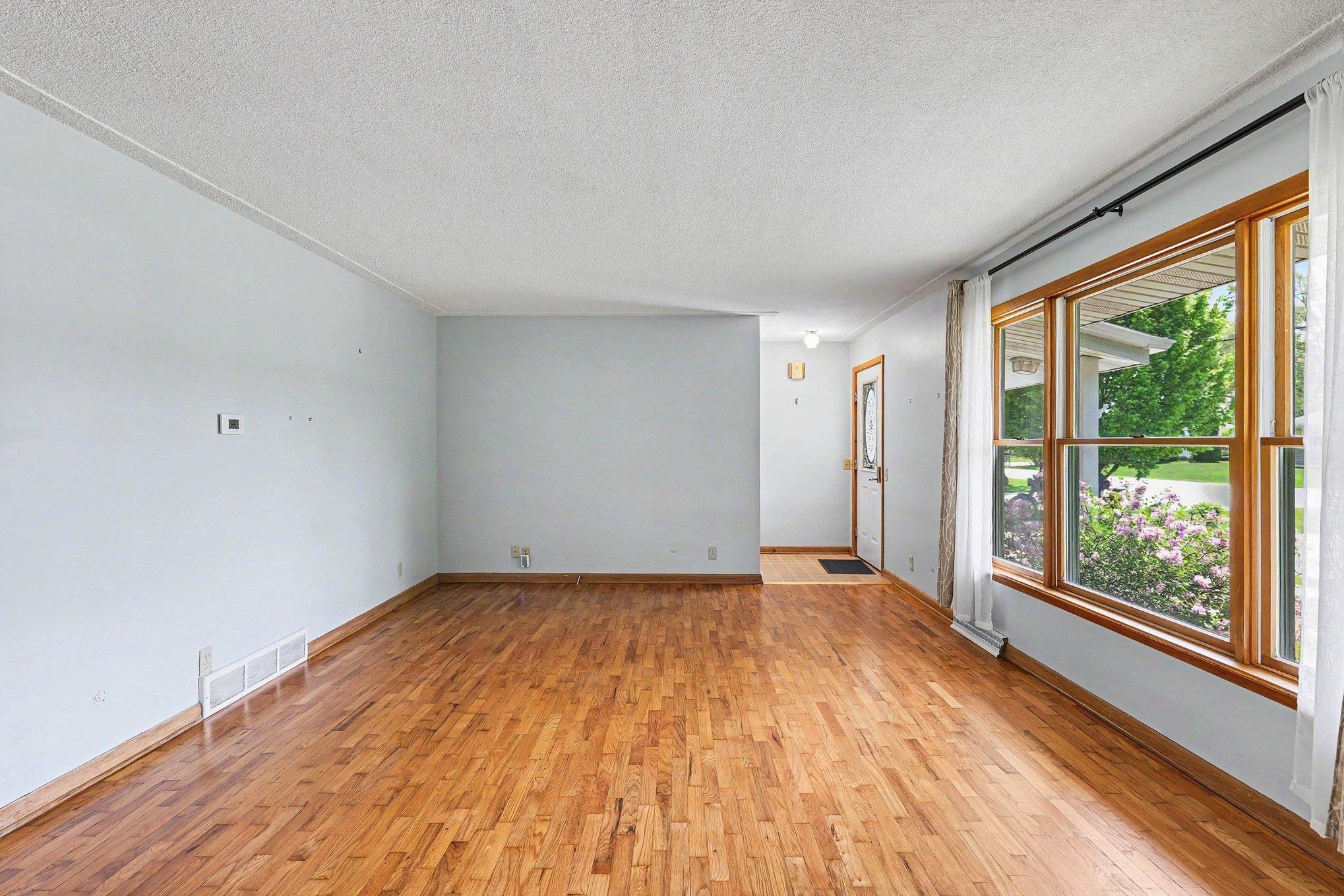2073 Karl Road Bay City, MI 48706 - Photo 3 of 15 Gallery Image 3