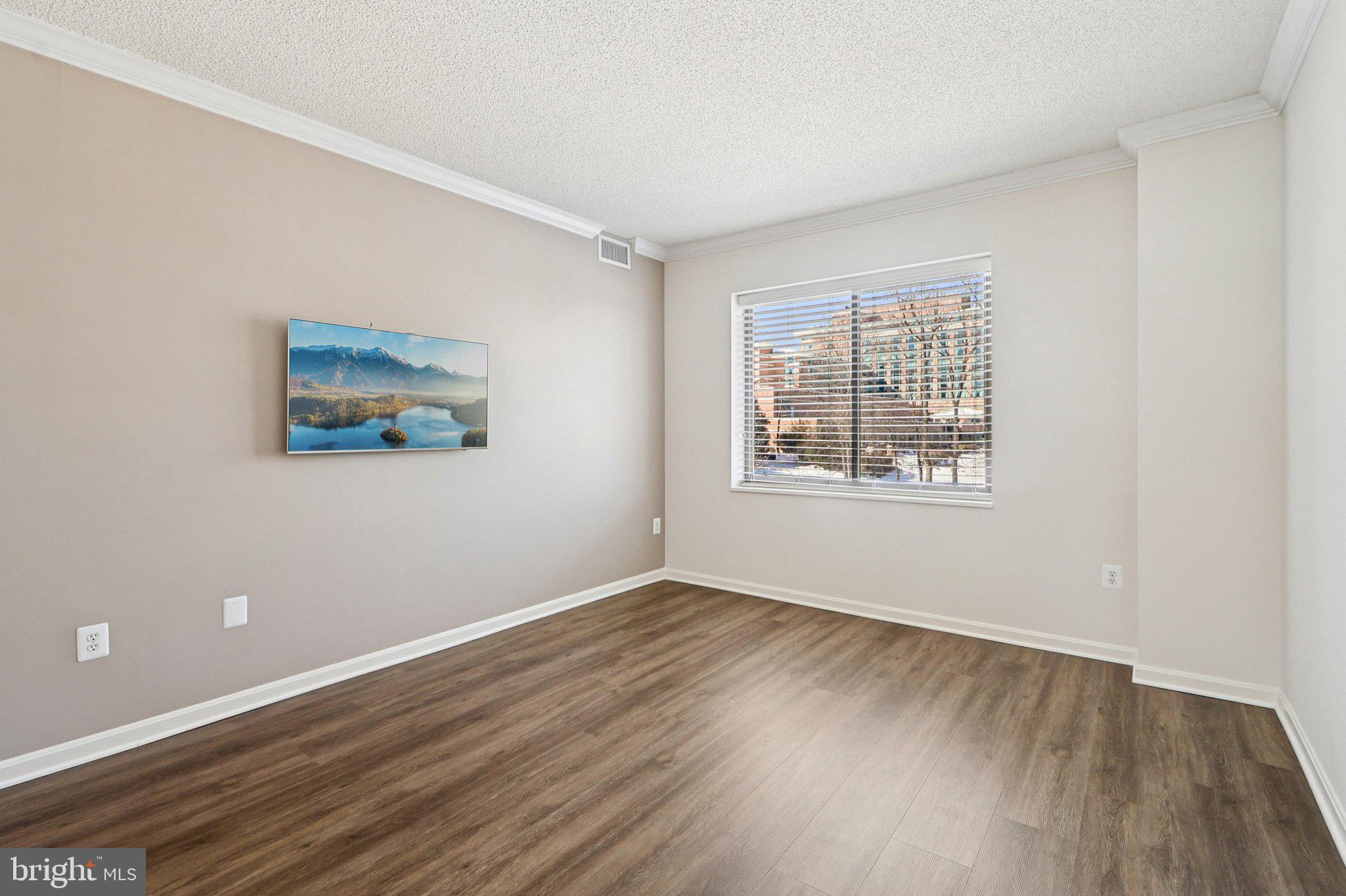 19355 Cypress Ridge Terrace, Unit 320 Leesburg, VA 20176 - Photo 27 of 56