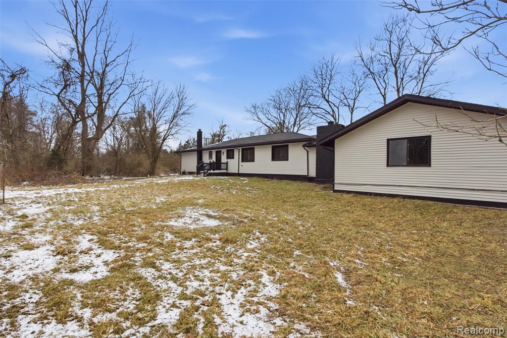 23157 Karr Road Belleville, MI 48111 - Photo 28 of 35 Gallery Image 28