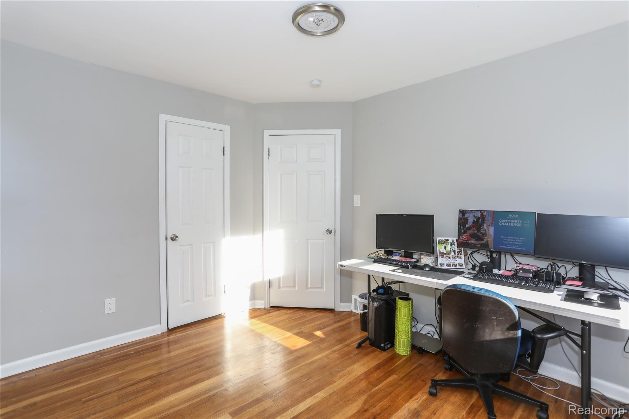1536 South Gulley Road Dearborn Heights, MI 48125 - Photo 18 of 31 6C9A4647.jpg
