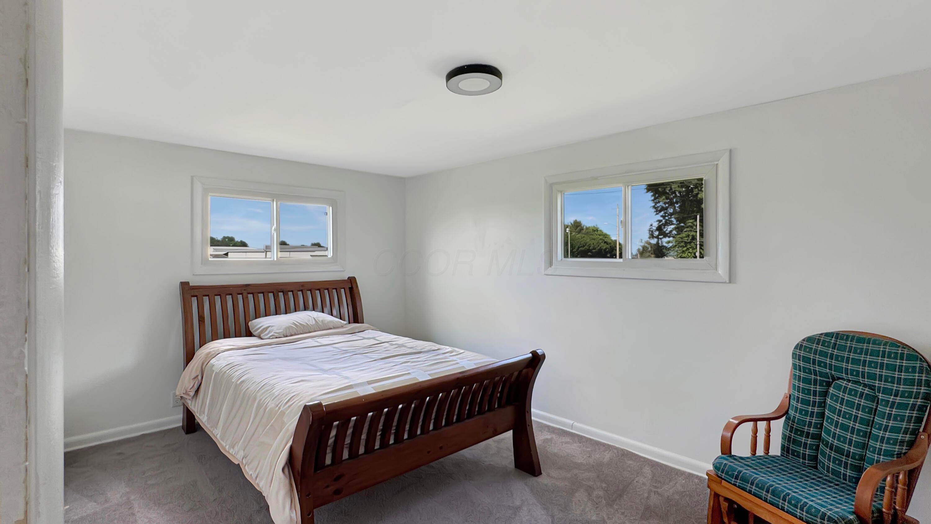 489 Heath Road Heath, OH 43056 - Photo 8 of 37 1st Floor Bedroom 2