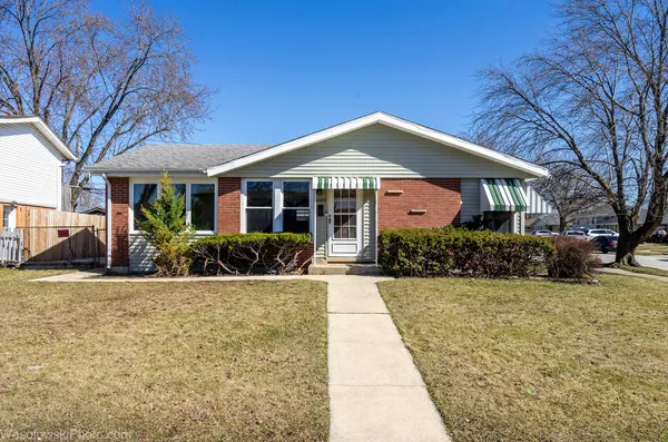 $224,900 | 16423 Craig Drive, Oak Forest, IL 60452