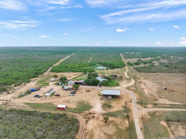 $4,995,000 | 4141 Cr 343, Charlotte, TX 78011