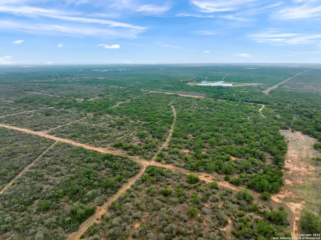 $4,995,000 | 4141 Cr 343, Charlotte, TX 78011