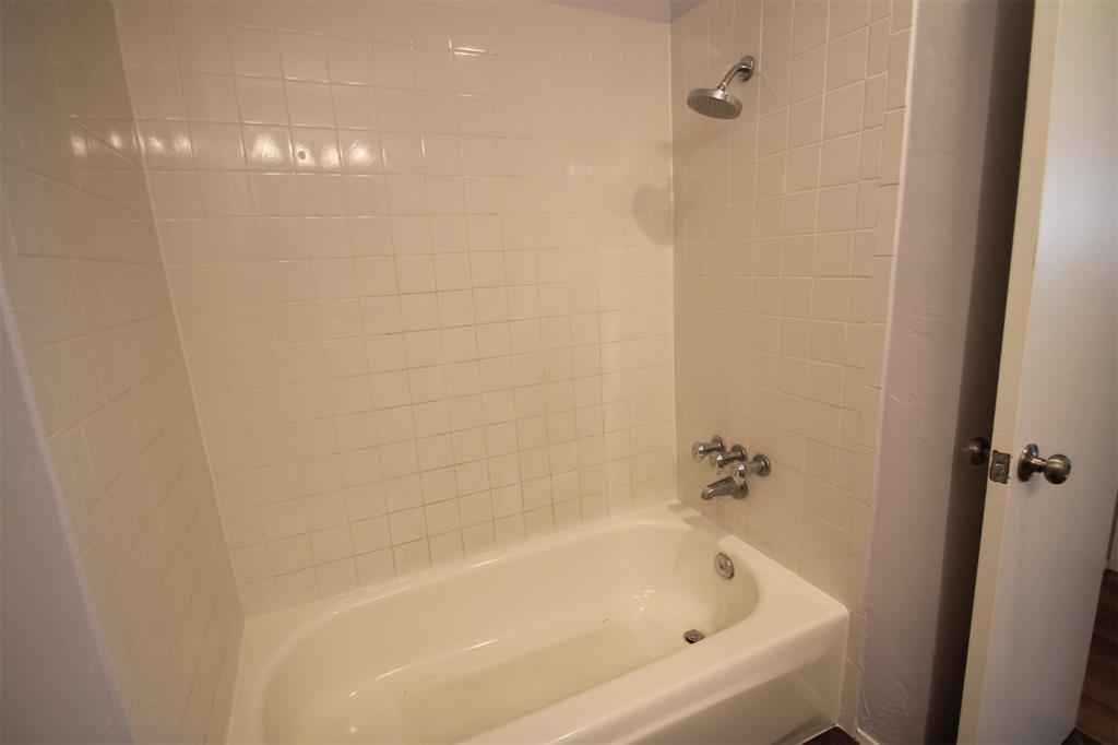 1301 Overdowns Drive Plano, TX 75023 - Photo 14 of 16