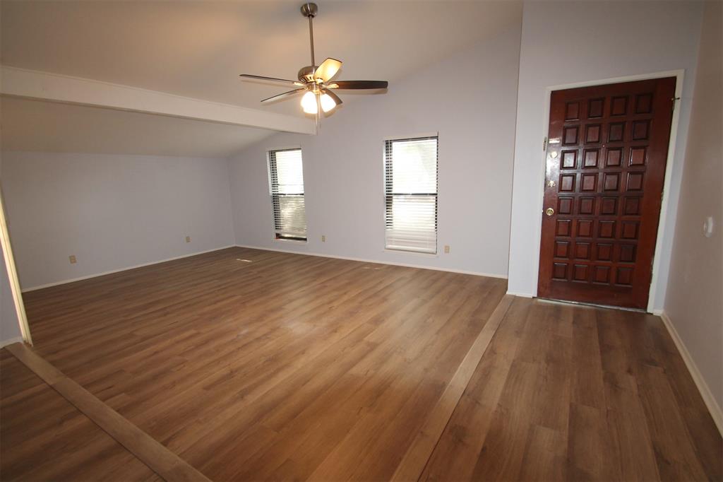 1301 Overdowns Drive Plano, TX 75023 - Photo 3 of 16