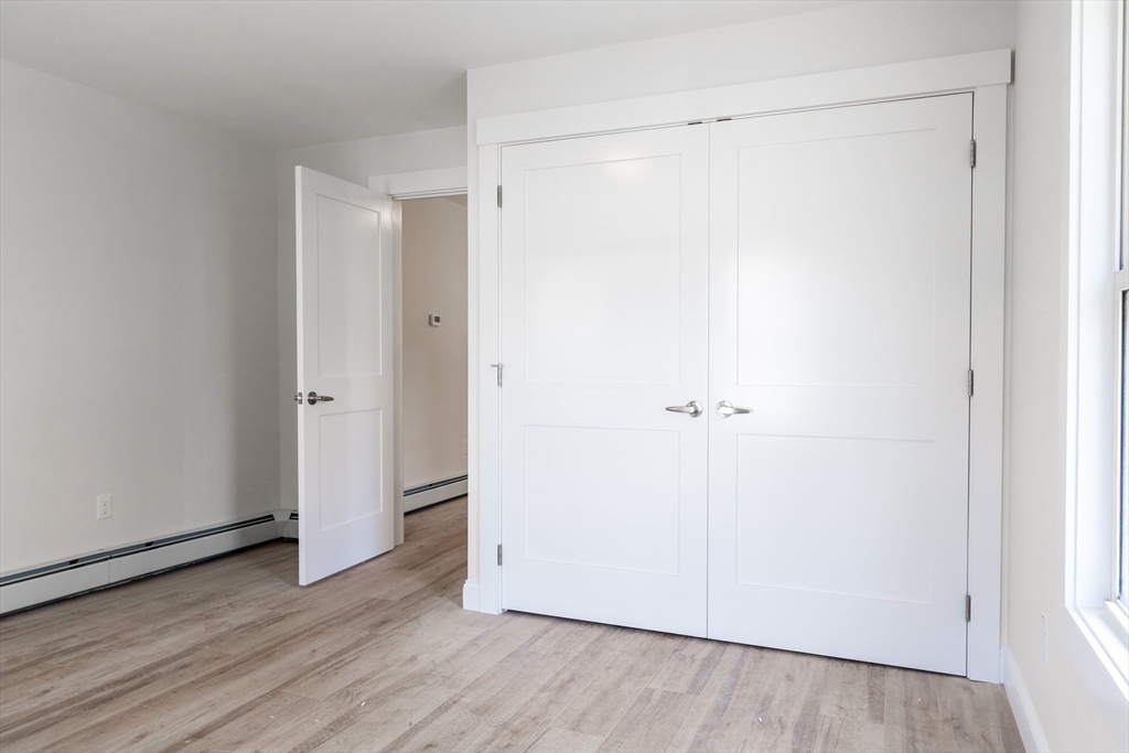 71 Friend Street, Unit 1R Gloucester, MA 01930 - Photo 7 of 10