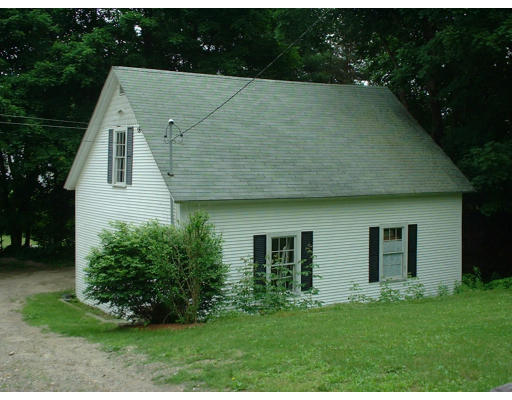 47 Fowler Road Northbridge, MA 01534 - Photo 4 of 12