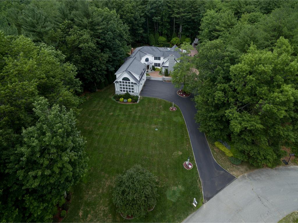 7 Collins Brook Road Windham, NH 03087 - Photo 4 of 30