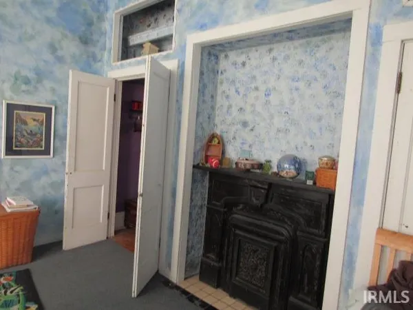 $109,900 | 521 West 2nd Street, Mount Vernon, IN 47620