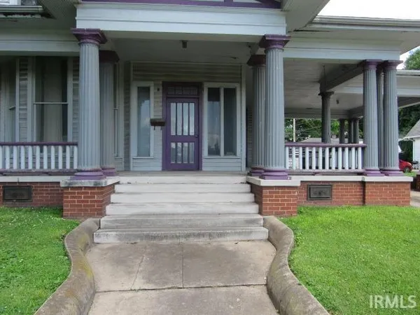 $119,900 | 521 West 2nd Street, Mount Vernon, IN 47620