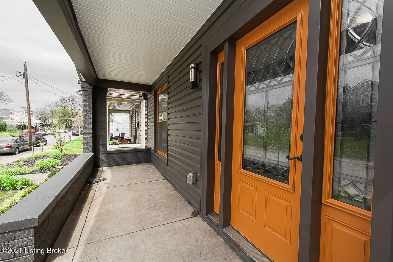 Covered Front Porch