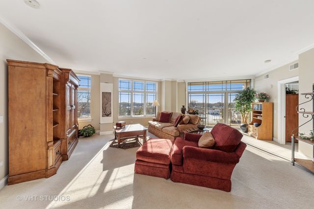 $330,000 | 45 Prairie Park Drive, Unit 406, Wheeling, IL 60090