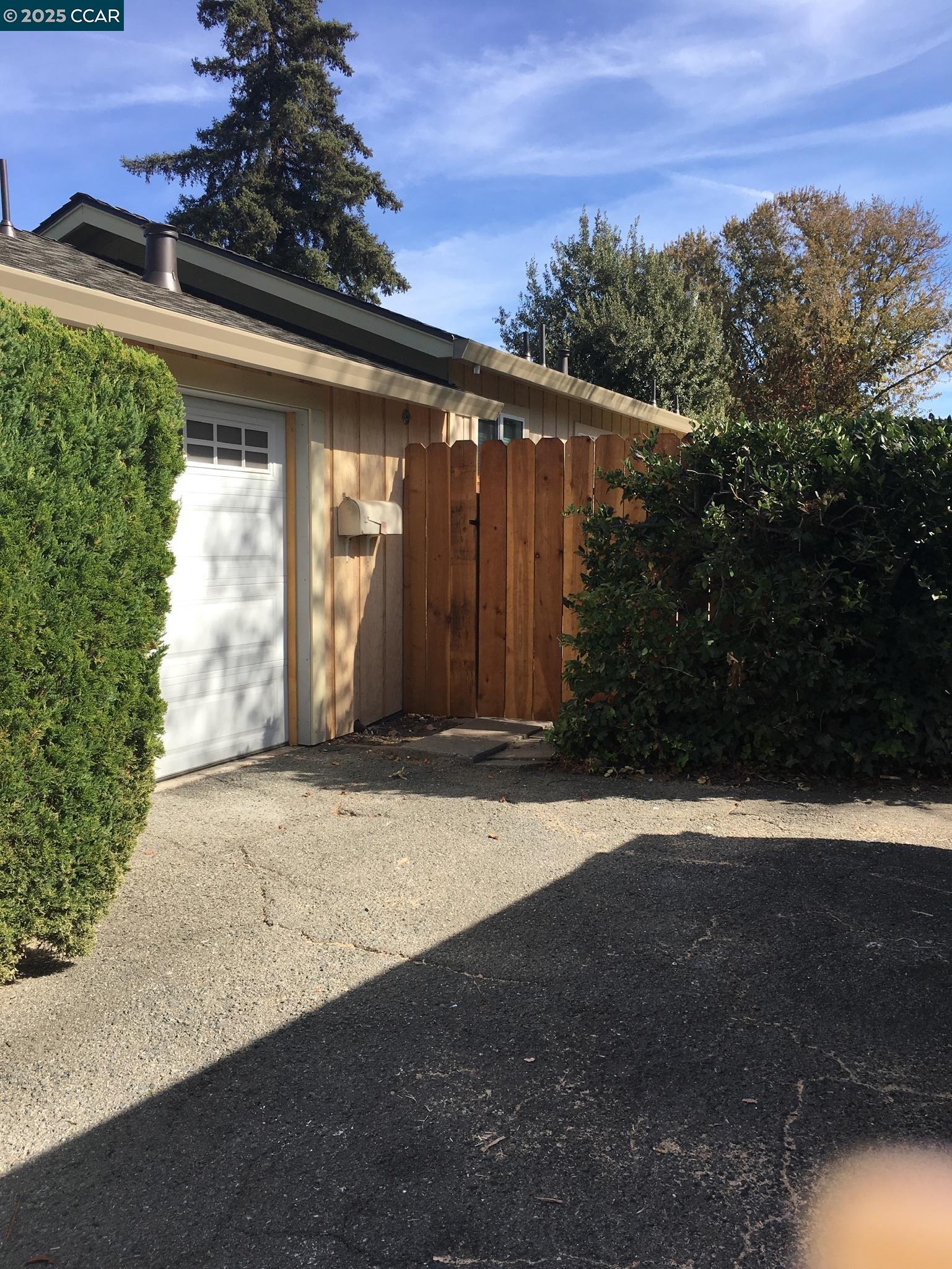 1330 Bentley Street, Unit B Concord, CA 94518 - Photo 2 of 11