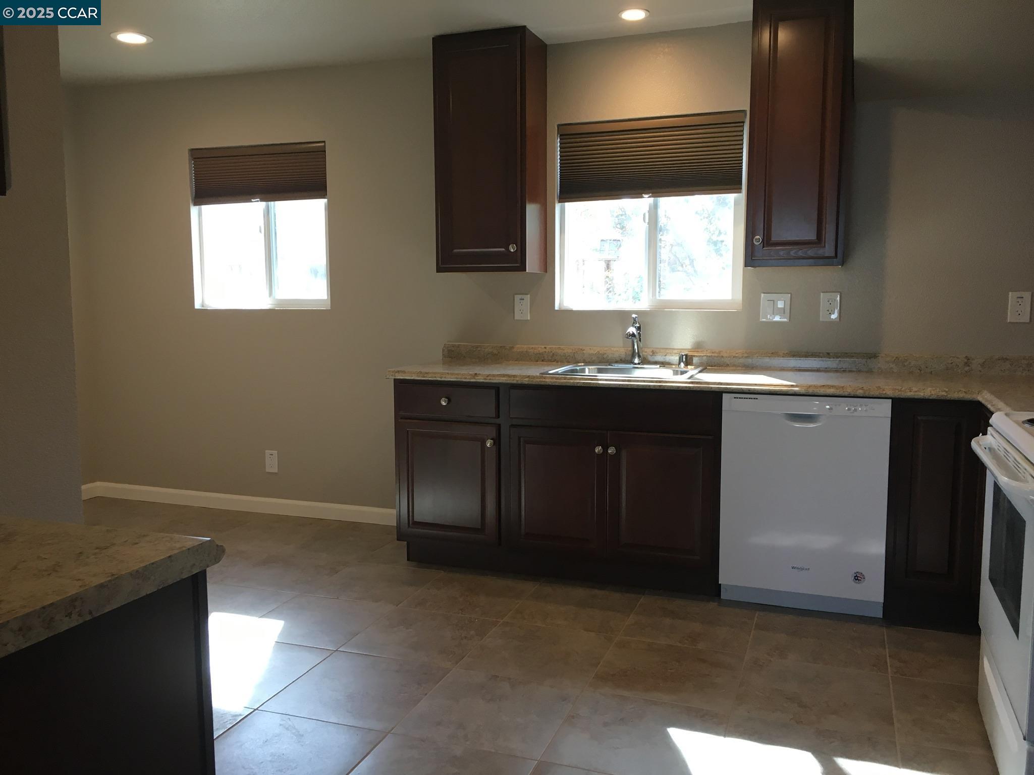 1330 Bentley Street, Unit B Concord, CA 94518 - Photo 3 of 11