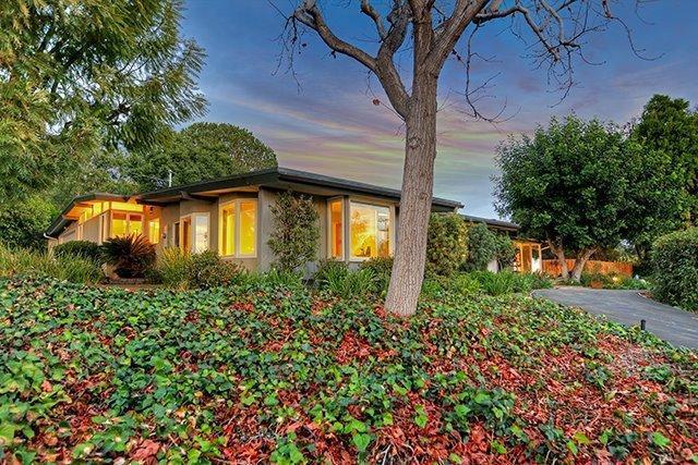 2985 Meyerloa Lane Pasadena, CA 91107 - Photo 2 of 30 a view of a garden