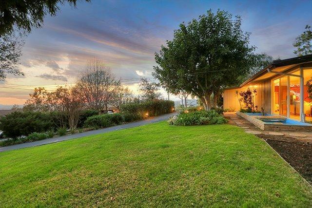 2985 Meyerloa Lane Pasadena, CA 91107 - Photo 3 of 30 a view of a yard with a tree