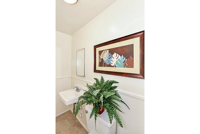 2985 Meyerloa Lane Pasadena, CA 91107 - Photo 25 of 30 a view of a hallway with painting on the wall