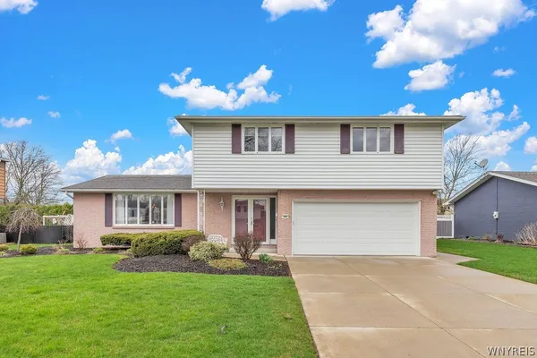 $429,900 | 89 Ranch Trail West, Amherst, NY 14221