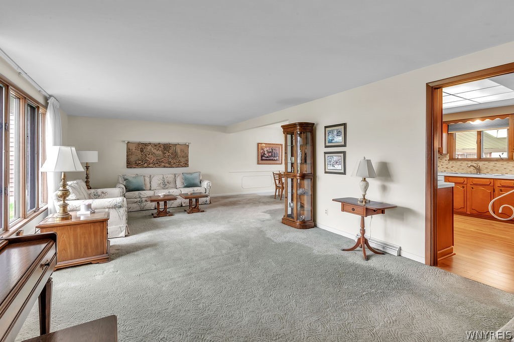 89 Ranch Trail West Amherst, NY 14221 - Photo 7 of 45 Living Room