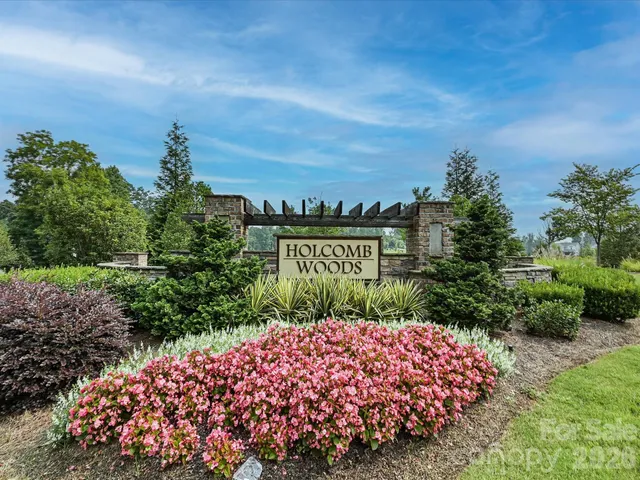 $639,900 | 10440 Paper Birch Drive, Charlotte, NC 28215