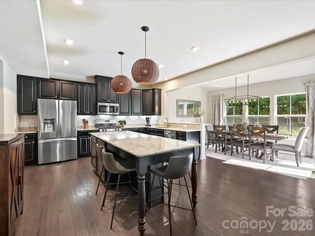 $639,900 | 10440 Paper Birch Drive, Charlotte, NC 28215