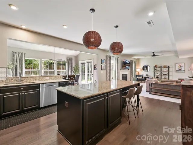 $639,900 | 10440 Paper Birch Drive, Charlotte, NC 28215