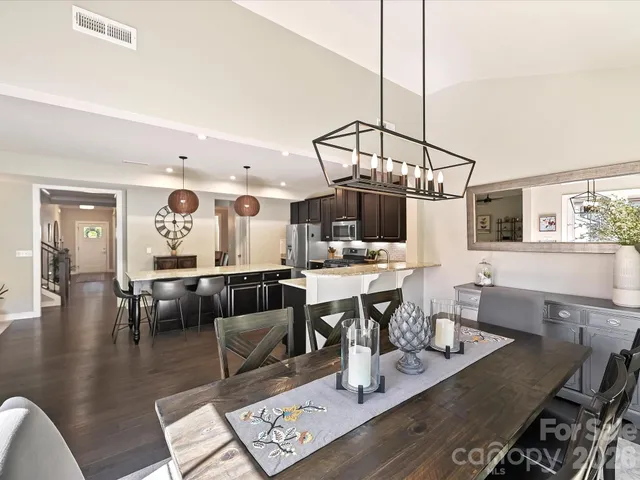 $639,900 | 10440 Paper Birch Drive, Charlotte, NC 28215