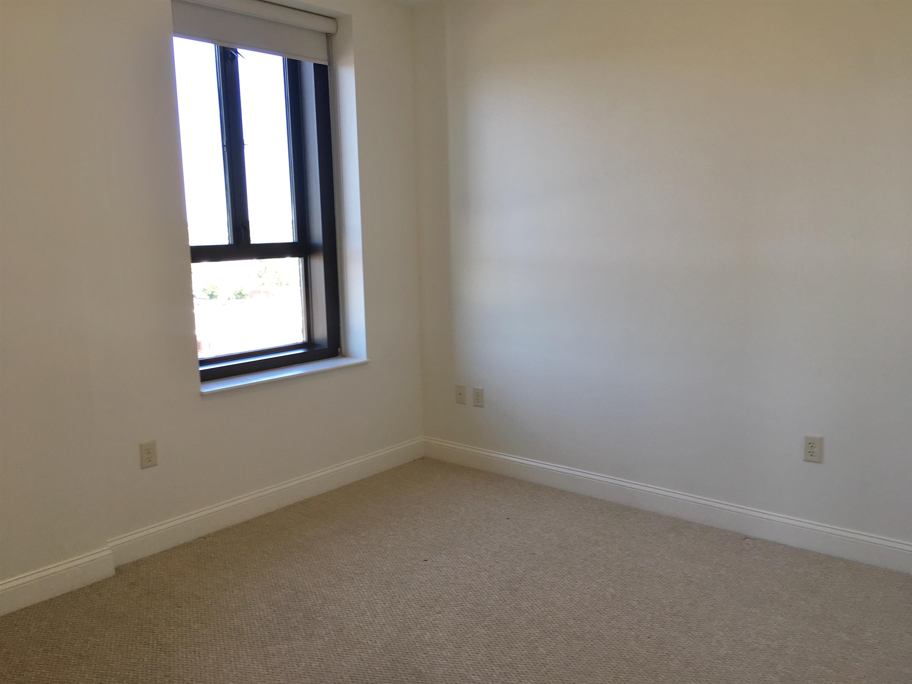 875 Elm Street, Unit 1005 Manchester, NH 03101 - Photo 20 of 40