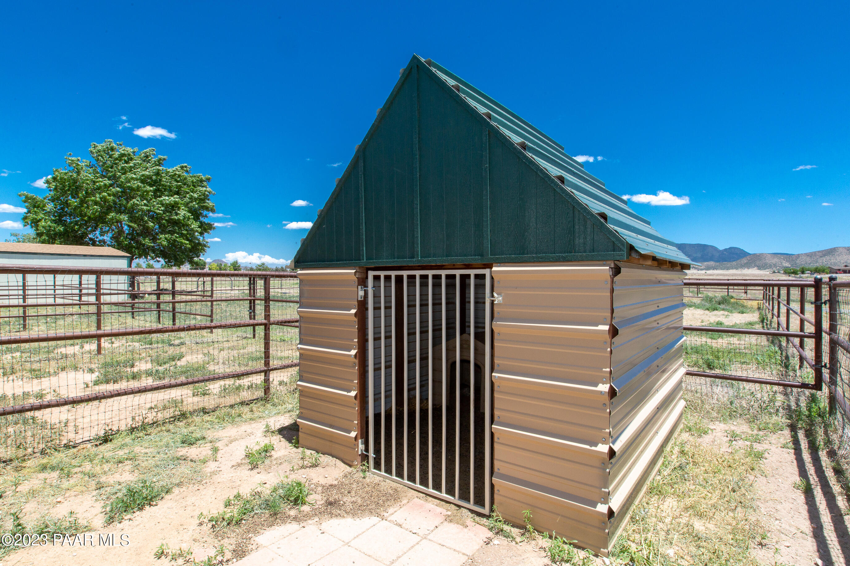 8855 East Turtle Rock Road Prescott Valley, AZ 86315 - Photo 39 of 62 critter hut