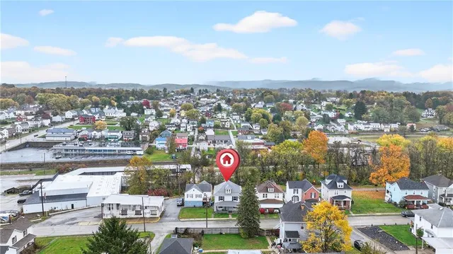 $183,500 | 105 Center Avenue, Mount Pleasant, PA 15666