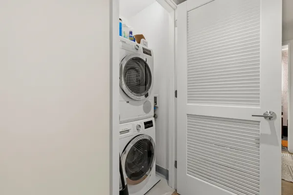 $1,499,000 | 75 Park Lane South, Unit 1407, Jersey City, NJ 07310