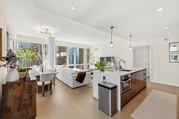 $1,499,000 | 75 Park Lane South, Unit 1407, Jersey City, NJ 07310
