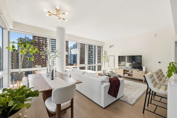 $1,499,000 | 75 Park Lane South, Unit 1407, Jersey City, NJ 07310