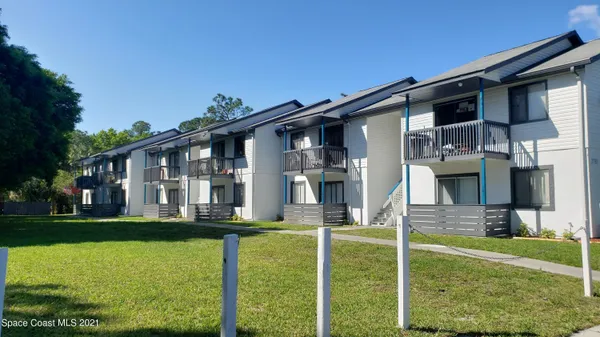 $1,425 | 2181 Agora Circle Southeast, Unit 206, Palm Bay, FL 32909