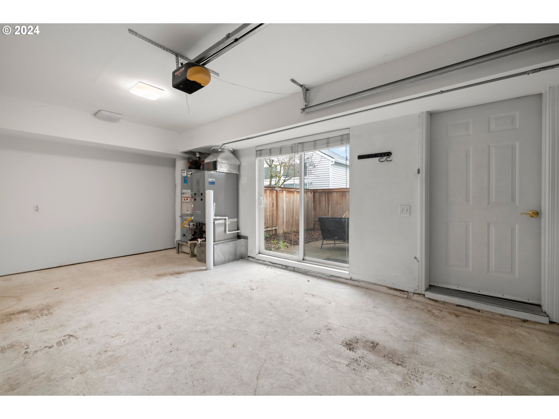 14525 Southwest 6th Street Beaverton, OR 97007 - Photo 13 of 14 a view of empty room with wooden floor