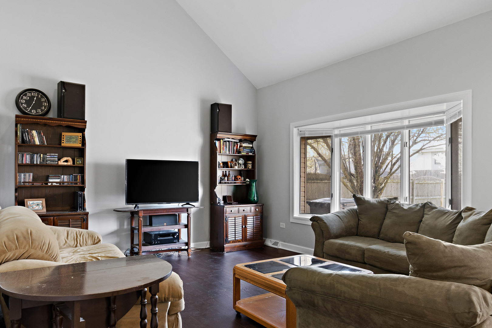 603 South Raven Road Shorewood, IL 60404 - Photo 2 of 28