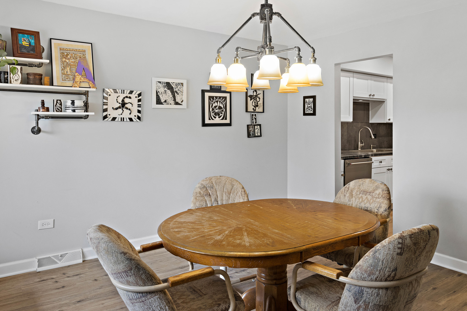 603 South Raven Road Shorewood, IL 60404 - Photo 9 of 28