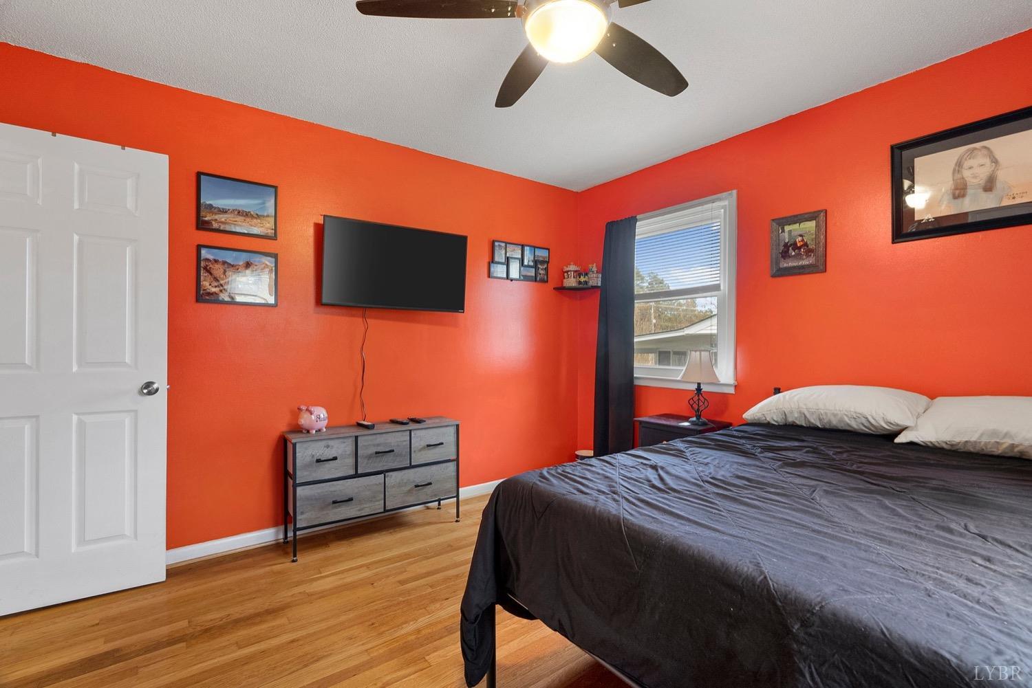25104 Pinecroft Road Petersburg, VA 23803 - Photo 12 of 28 Gallery Image 12