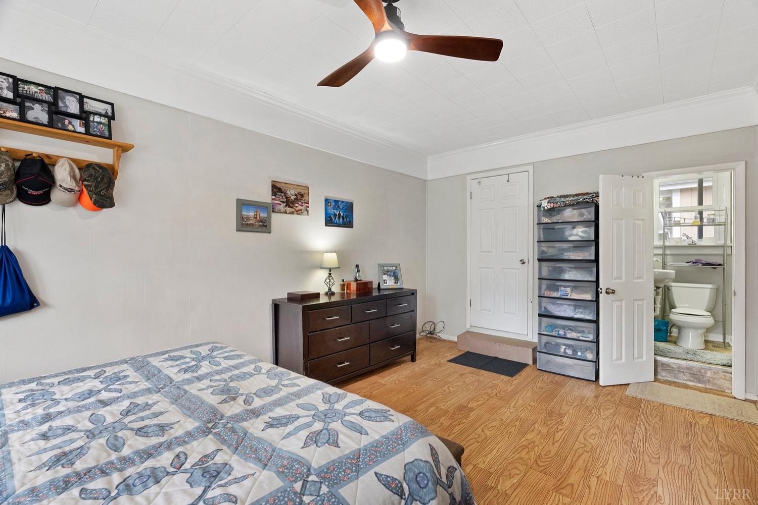 25104 Pinecroft Road Petersburg, VA 23803 - Photo 23 of 28 Gallery Image 23