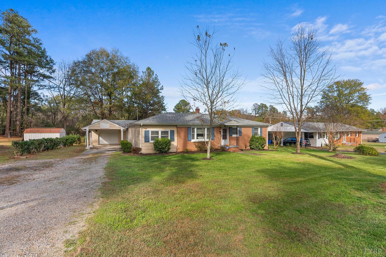 25104 Pinecroft Road Petersburg, VA 23803 - Photo 3 of 28 Gallery Image 3