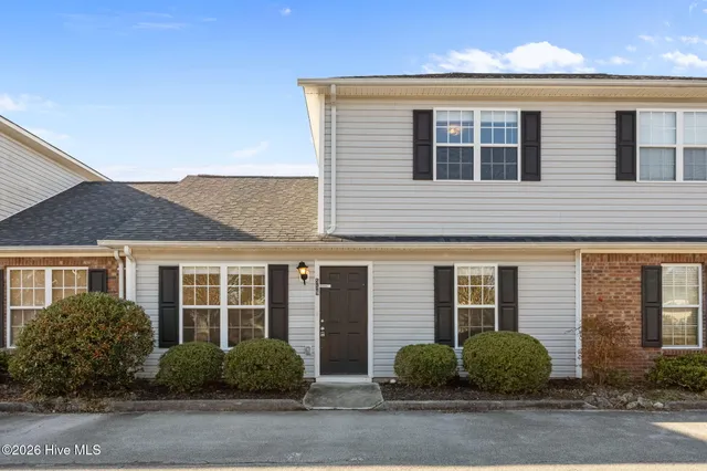 $1,100 | 559 Corbin Street, Jacksonville, NC 28546