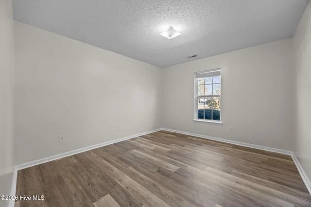 $1,100 | 559 Corbin Street, Jacksonville, NC 28546