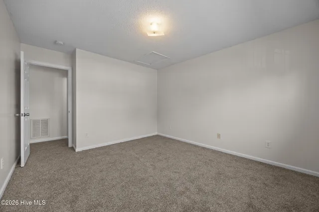 $1,100 | 559 Corbin Street, Jacksonville, NC 28546