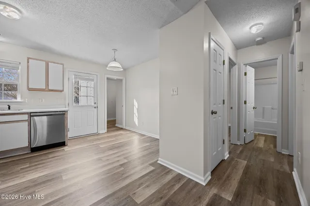 $1,100 | 559 Corbin Street, Jacksonville, NC 28546