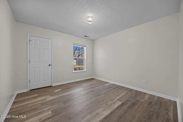 $1,100 | 559 Corbin Street, Jacksonville, NC 28546